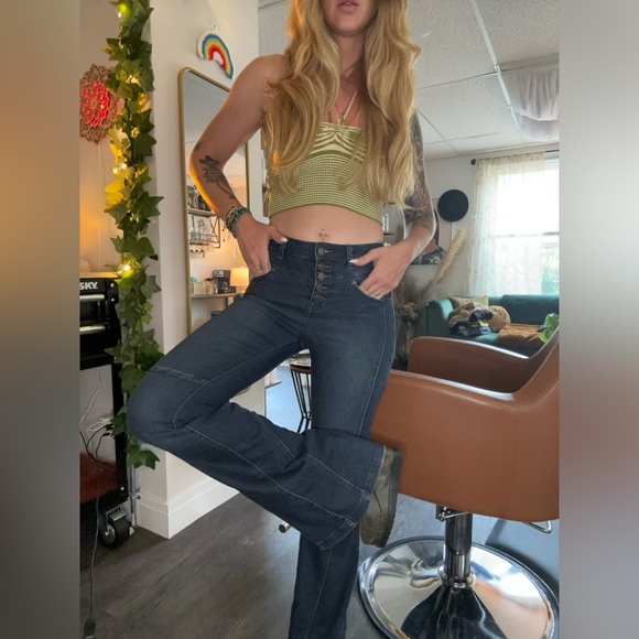 Perfect condition free people bell bottoms size 26 dark wash - Picture 1 of 5